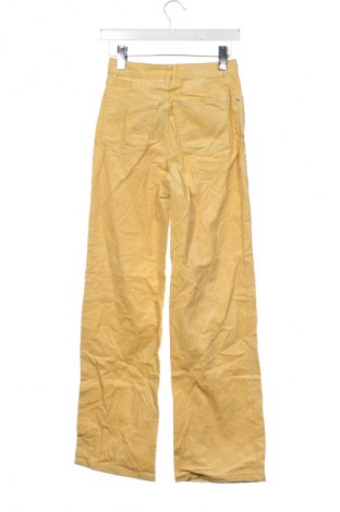 Dámské manšestráky  Monki, Velikost XXS, Barva Žlutá, Cena  419,00 Kč