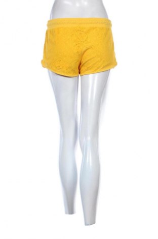 Női rövidnadrág Colours Of The World, Méret M, Szín Sárga, Ár 1 009 Ft