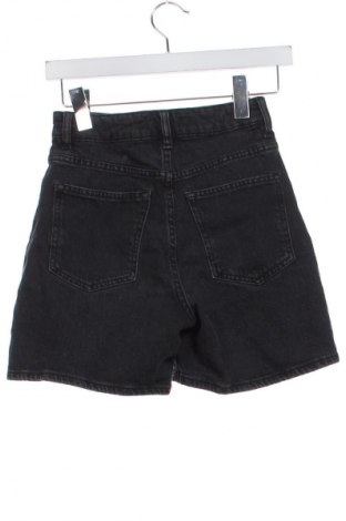 Дамски къс панталон H&M, Размер XS, Цвят Черен, Цена 5,62 €