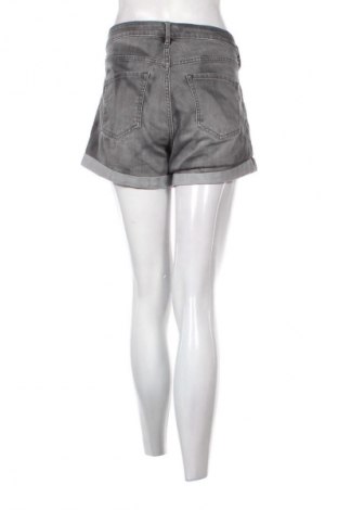 Dámské kraťasy  H&M, Velikost XL, Barva Šedá, Cena  189,00 Kč