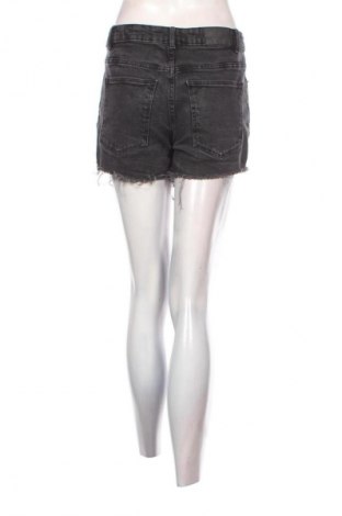 Дамски къс панталон House, Размер S, Цвят Сив, Цена 3,57 €