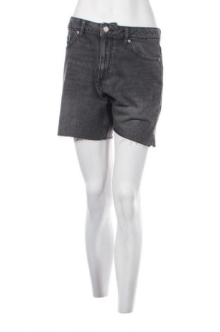 Γυναικείο κοντό παντελόνι JJXX, Μέγεθος S, Χρώμα Γκρί, Τιμή 15,99 €