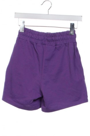 Дамски къс панталон LC Waikiki, Размер XS, Цвят Лилав, Цена 2,04 €