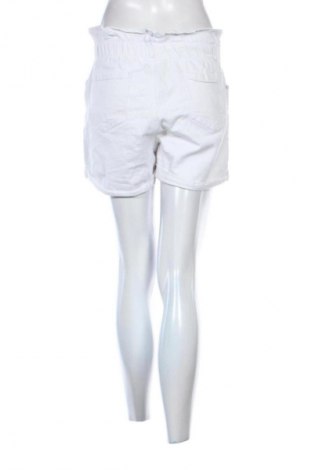 Damen Shorts M.Sara, Größe M, Farbe Weiß, Preis € 8,23