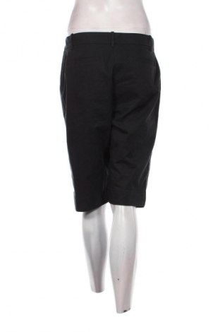 Γυναικείο κοντό παντελόνι Marks & Spencer, Μέγεθος L, Χρώμα Μαύρο, Τιμή 5,00 €