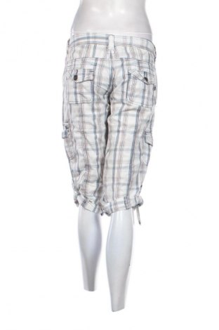 Damskie szorty No Name, Rozmiar M, Kolor Kolorowy, Cena 22,47 zł