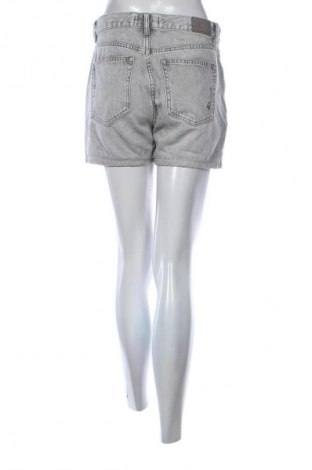Damen Shorts Pull&Bear, Größe M, Farbe Grau, Preis € 7,99