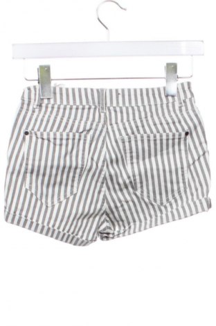 Damskie szorty Reserved, Rozmiar XS, Kolor Kolorowy, Cena 22,99 zł