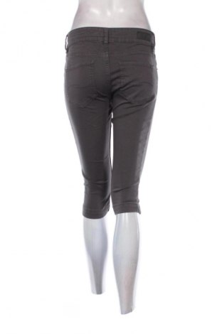 Dámske kraťasy  S.Oliver, Veľkosť M, Farba Sivá, Cena  9,95 €