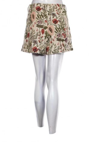 Damskie szorty SHEIN, Rozmiar M, Kolor Kolorowy, Cena 27,78 zł