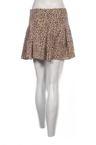 Γυναικείο κοντό παντελόνι SHEIN, Μέγεθος M, Χρώμα Πολύχρωμο, Τιμή 5,99 €