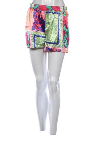 Pantaloni scurți de femei Sinsay, Mărime M, Culoare Multicolor, Preț 20,99 Lei