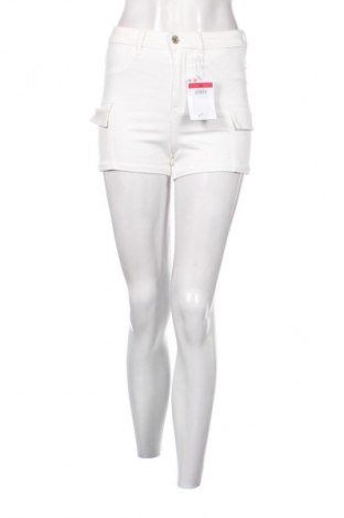 Női rövidnadrág Sinsay, Méret S, Szín Ekrü
, Ár 3 479 Ft