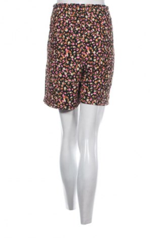 Dámské kraťasy  Tom Tailor, Velikost XL, Barva Vícebarevné, Cena  409,00 Kč
