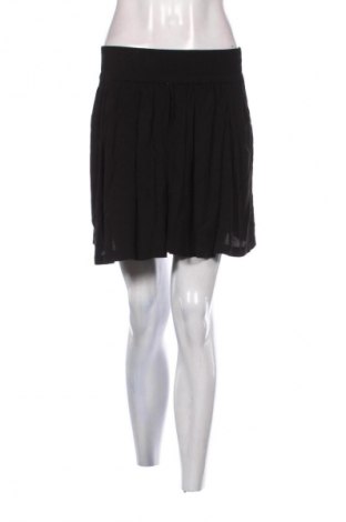 Dámske kraťasy  Zara, Veľkosť M, Farba Čierna, Cena  8,95 €