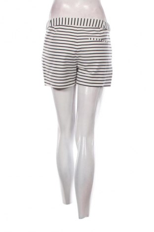 Dámske kraťasy  Zara, Veľkosť M, Farba Viacfarebná, Cena  8,95 €