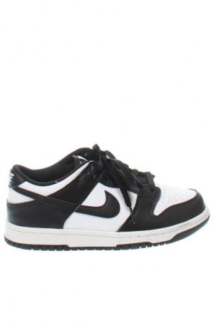 Obuwie damskie Nike, Rozmiar 37, Kolor Kolorowy, Cena 156,99 zł