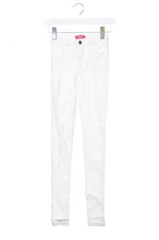 Damenhose Candie's, Größe S, Farbe Weiß, Preis € 2,99