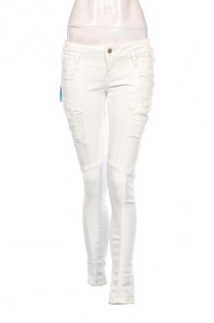 Damenhose Cipo & Baxx, Größe M, Farbe Weiß, Preis 7,99 €