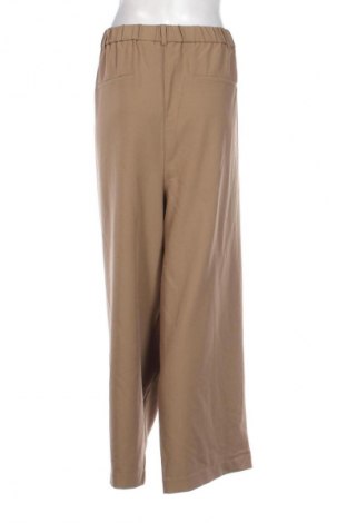 Dámské kalhoty  Kiabi, Velikost 5XL, Barva Béžová, Cena  637,00 Kč