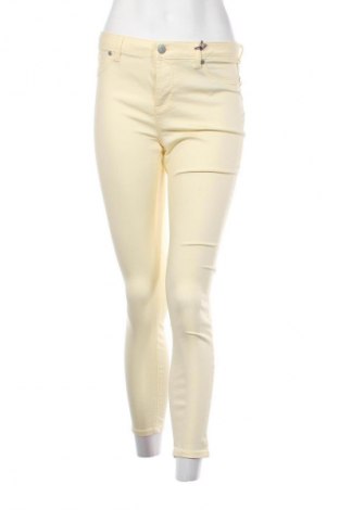 Damenhose Lascana, Größe M, Farbe Gelb, Preis 10,99 €