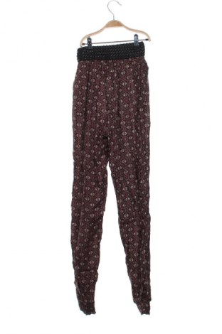 Dámske nohavice Madonna, Veľkosť XS, Farba Viacfarebná, Cena  1,95 €
