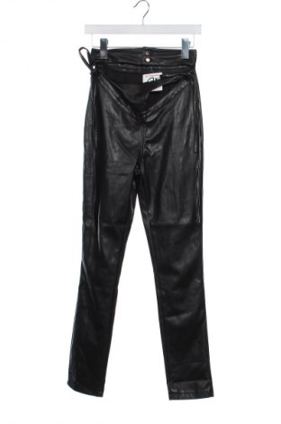 Dámske nohavice Pretty Little Thing, Veľkosť XS, Farba Čierna, Cena  6,09 €