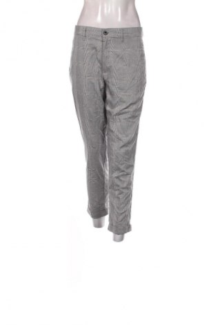 Γυναικείο παντελόνι Pull&Bear, Μέγεθος M, Χρώμα Πολύχρωμο, Τιμή 1,99 €