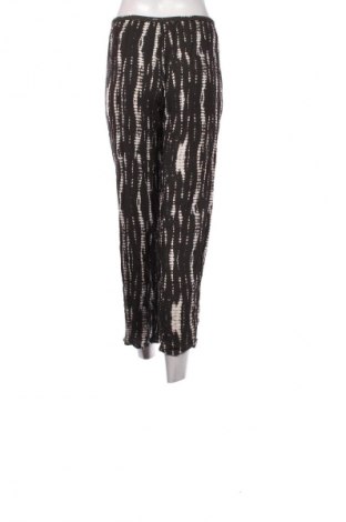 Дамски панталон Pull&Bear, Размер S, Цвят Многоцветен, Цена 4,60 €