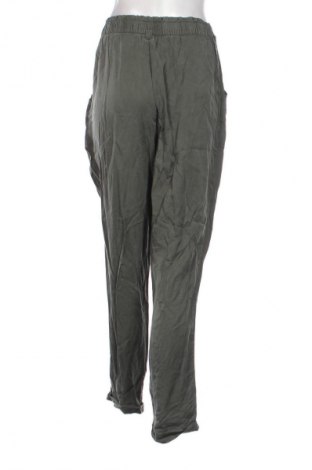 Dámske nohavice Reserved, Veľkosť XL, Farba Zelená, Cena  3,95 €