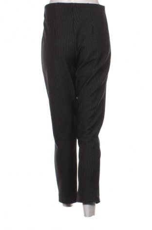 Damskie spodnie TCM, Rozmiar M, Kolor Kolorowy, Cena 22,99 zł