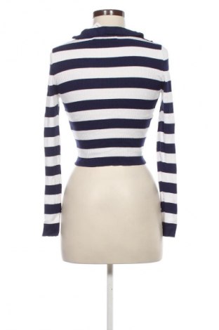 Дамски пуловер Bershka, Размер M, Цвят Многоцветен, Цена 7,15 €