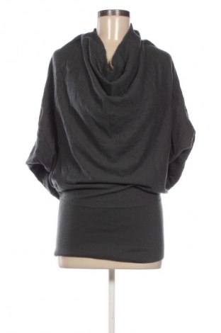 Dámský svetr Sisley, Velikost M, Barva Šedá, Cena  349,00 Kč