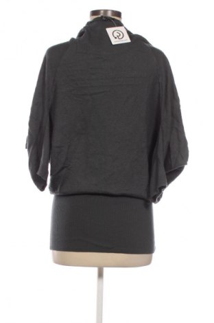 Dámský svetr Sisley, Velikost M, Barva Šedá, Cena  349,00 Kč