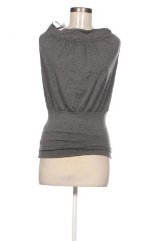 Dámský top Paranoia, Velikost M, Barva Vícebarevné, Cena  89,00 Kč