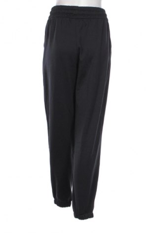 Дамско спортно долнище New Balance, Размер M, Цвят Черен, Цена 35,79 €