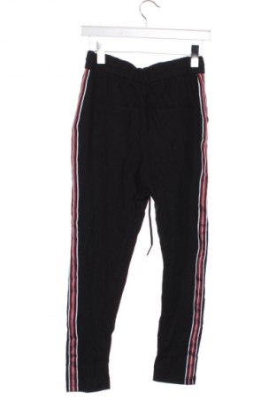Γυναικείο αθλητικό παντελόνι ONLY, Μέγεθος XS, Χρώμα Πολύχρωμο, Τιμή 1,99 €