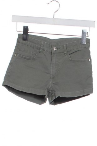 Kinder Shorts H&M, Größe 10-11y/ 146-152 cm, Farbe Grün, Preis 3,99 €