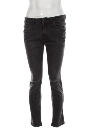 Мъжки дънки Bershka, Размер S, Цвят Черен, Цена 2,55 €