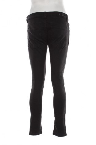 Мъжки дънки Bershka, Размер S, Цвят Черен, Цена 2,55 €