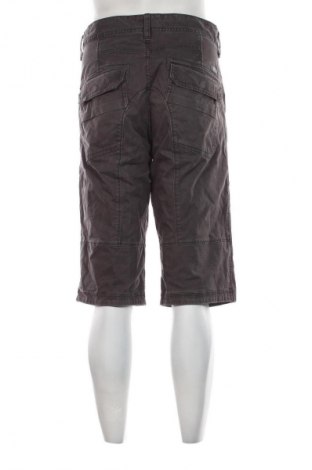 Мъжки къс панталон Esprit, Размер L, Цвят Сив, Цена 9,71 €
