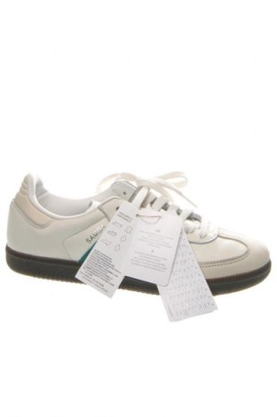 Ανδρικά παπούτσια Adidas, Μέγεθος 39, Χρώμα Εκρού, Τιμή 127,99 €