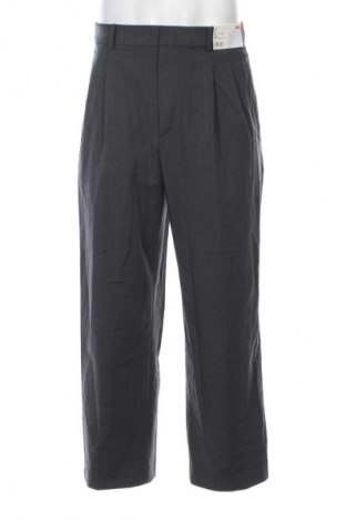 Pantaloni de bărbați United Colors Of Benetton, Mărime XL, Culoare Gri, Preț 342,99 Lei