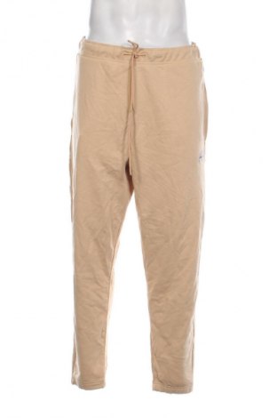 Мъжко спортно долнище Tommy Jeans, Размер XXL, Цвят Бежов, Цена 57,77 €