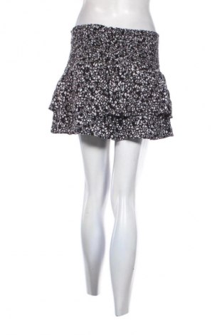 Пола - панталон Terranova, Размер M, Цвят Многоцветен, Цена 4,60 €