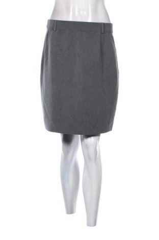 Пола Amanda, Размер M, Цвят Сив, Цена 2,04 €