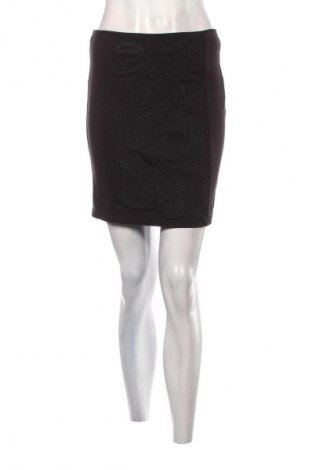 Sukňa Amisu, Veľkosť M, Farba Čierna, Cena  2,95 €