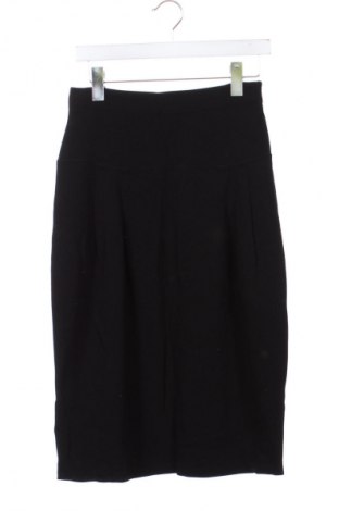 Szoknya Blumarine, Méret S, Szín Fekete, Ár 18 339 Ft