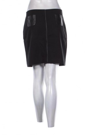 Spódnica Esprit, Rozmiar M, Kolor Czarny, Cena 23,99 zł