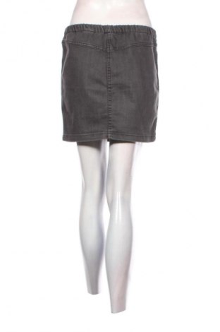 Sukně H&M, Velikost M, Barva Černá, Cena  59,00 Kč